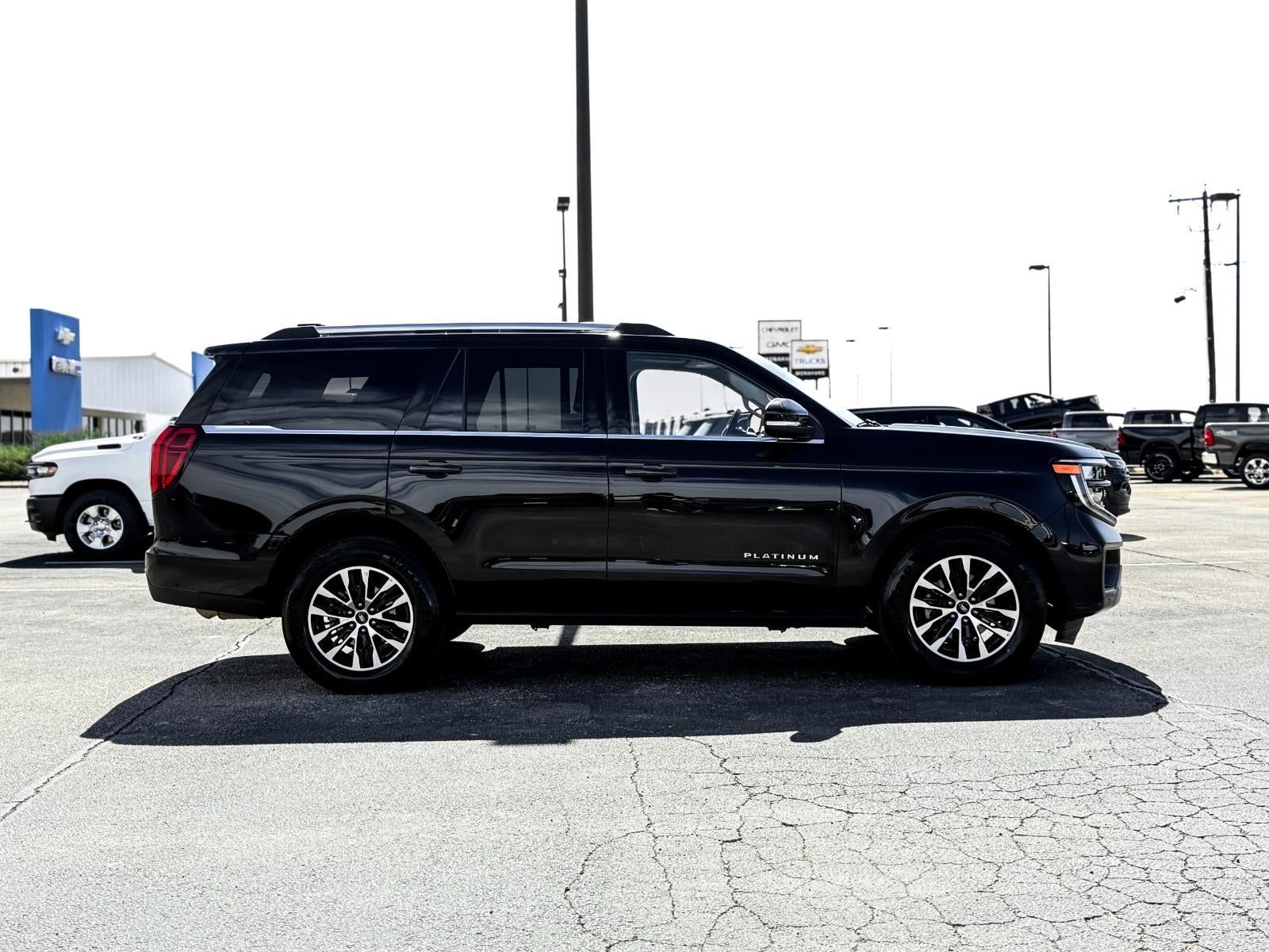 2025 Ford Expedition Platinum