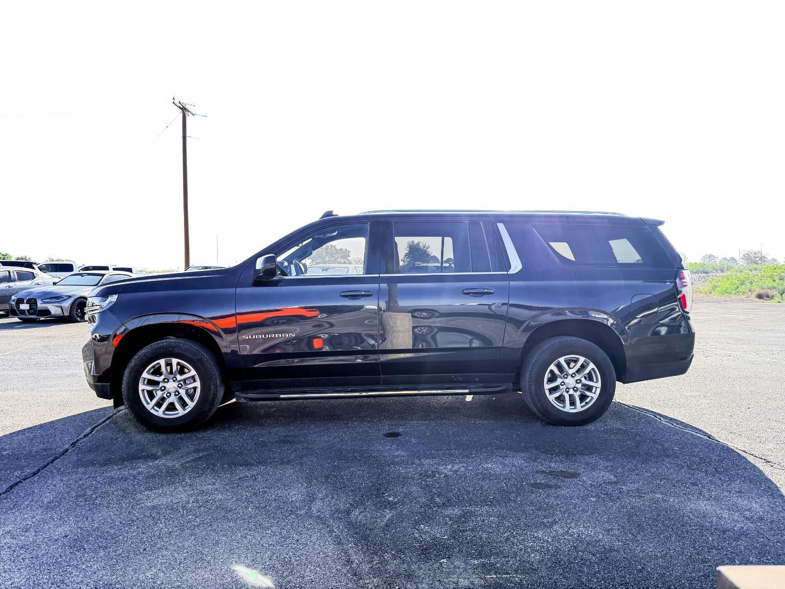 2024 Chevrolet Suburban LT
