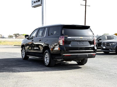 2022 Chevrolet Suburban LT