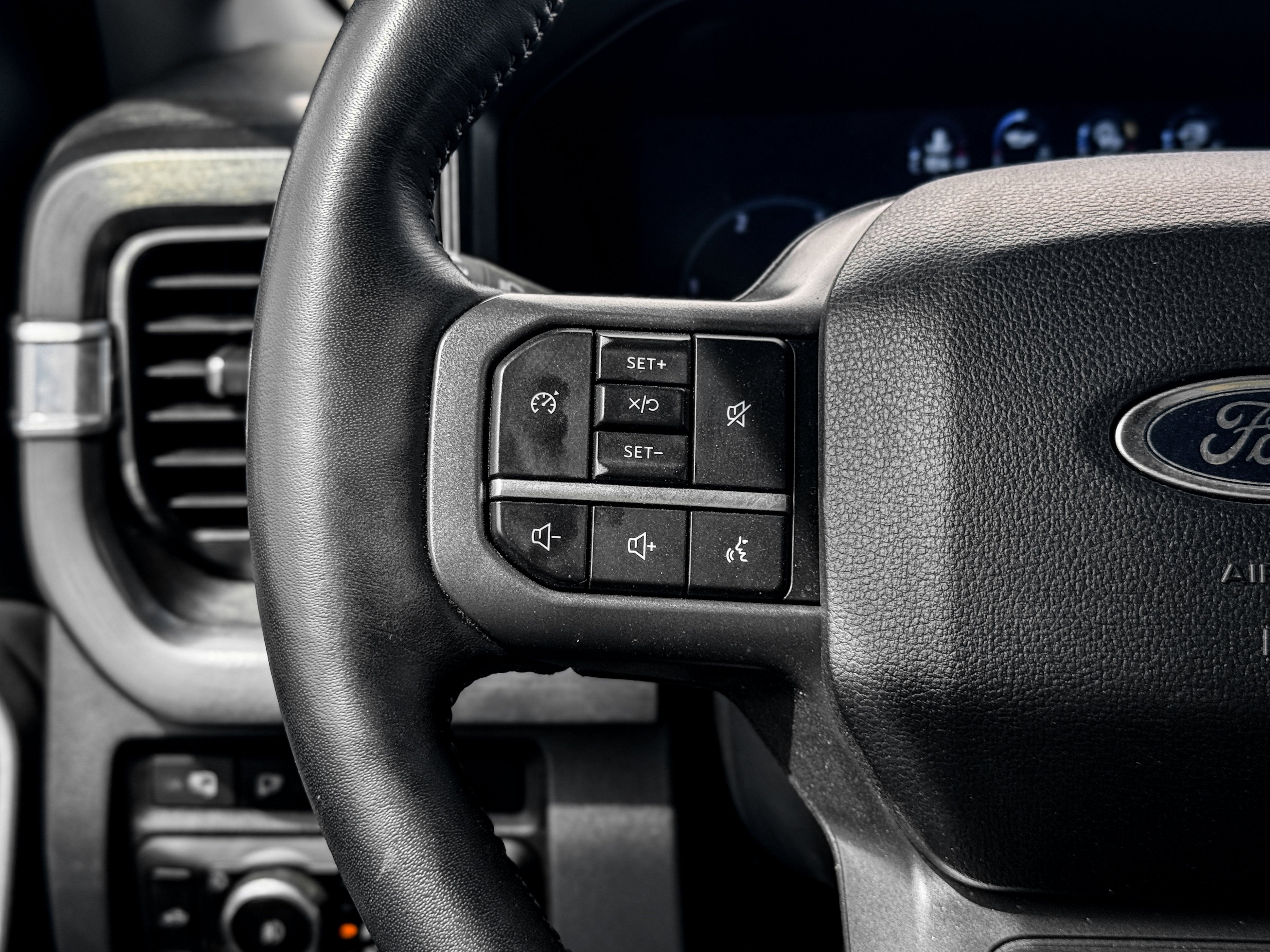 2024 Ford Super Duty F-250 SRW LARIAT