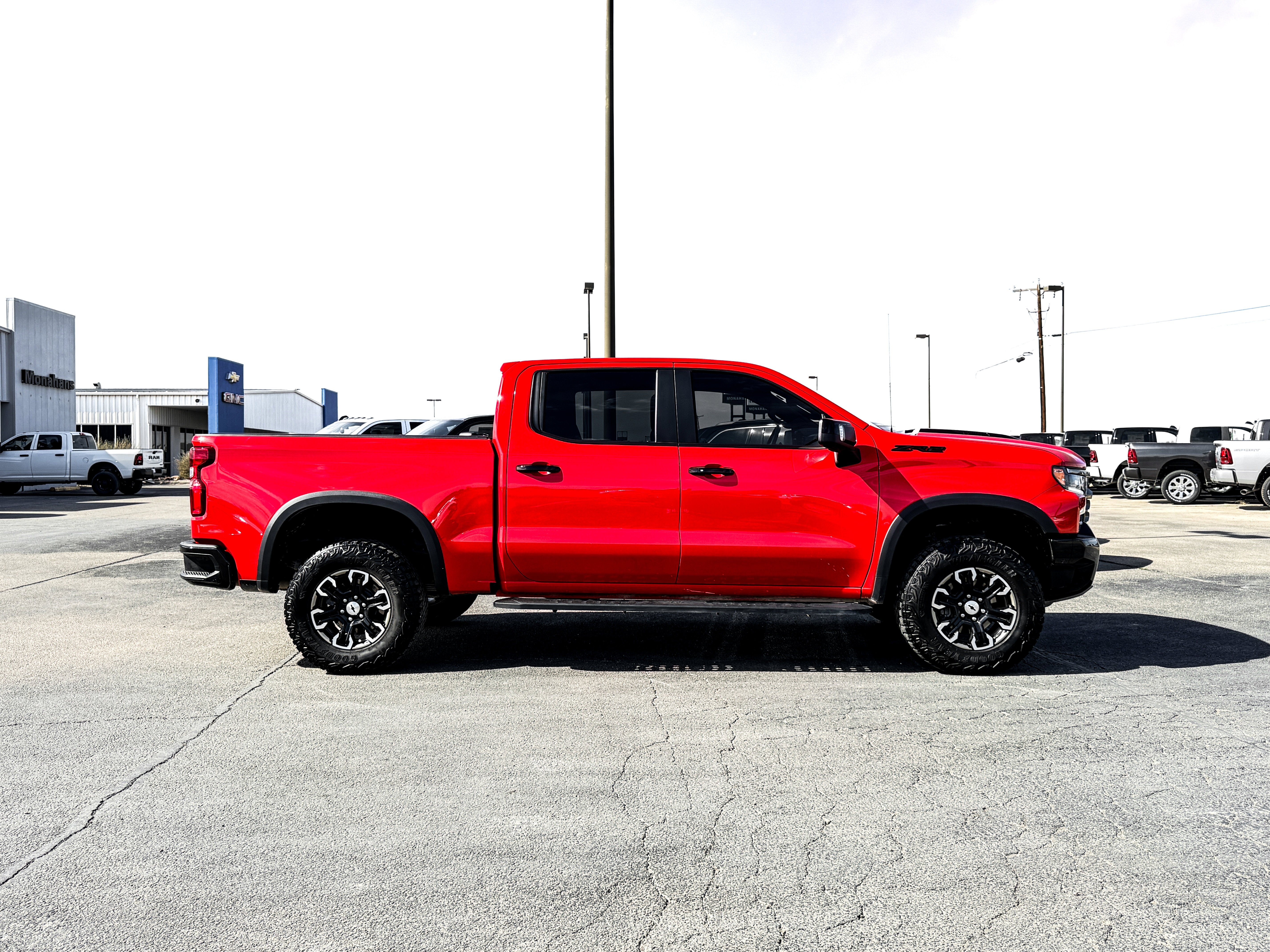 2024 Chevrolet Silverado 1500 4WD Crew Cab Short Bed ZR2